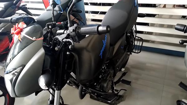 Bajaj Pulsar 125 Neon Spotted At Dealership As Launch Date Nears