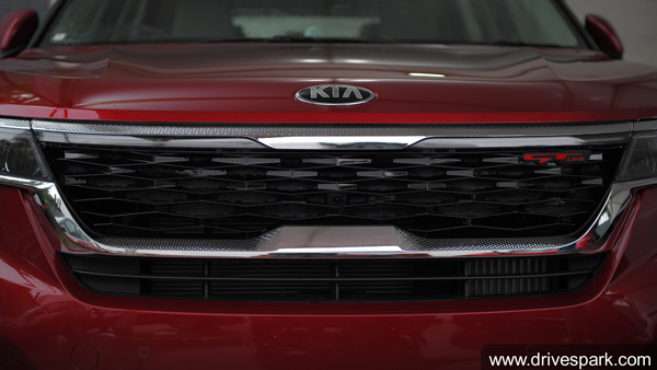 Kia Seltos Review: Powerfully Surprising First Drive & Details