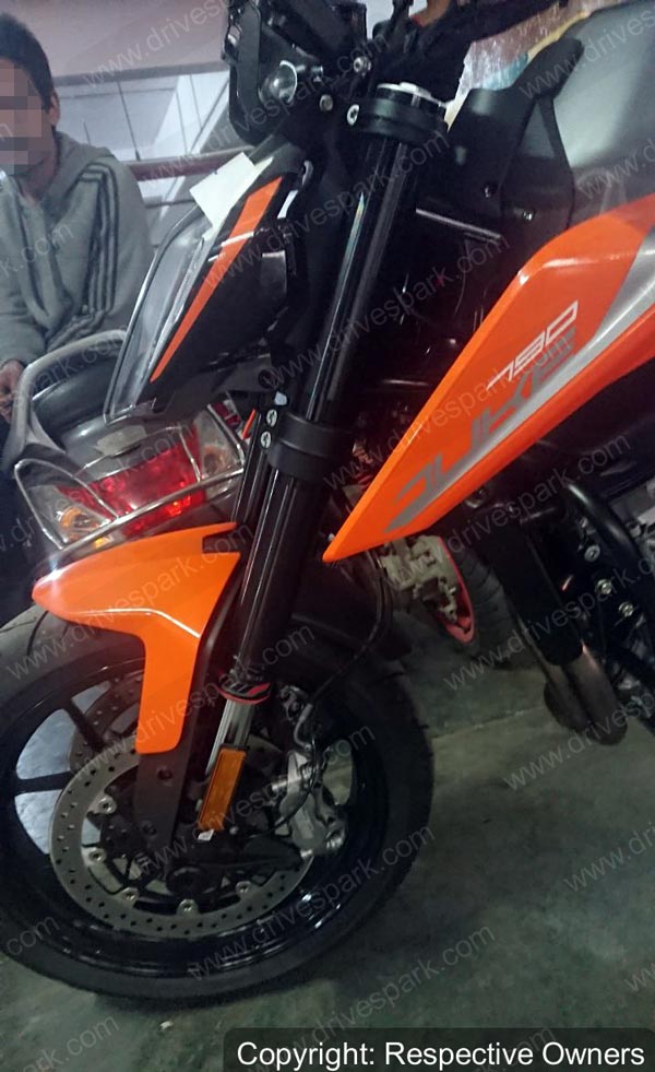 KTM Ships Duke 790s To Dealerships