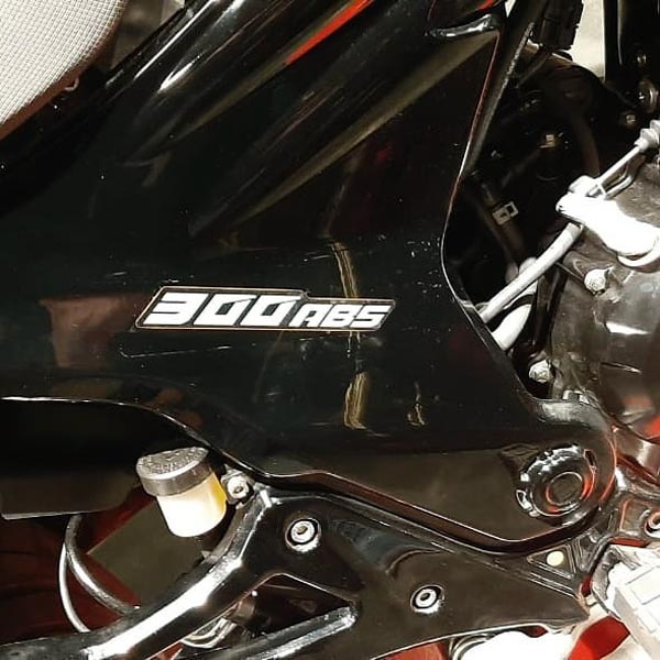 Mahindra Mojo 300 ABS Launched In India