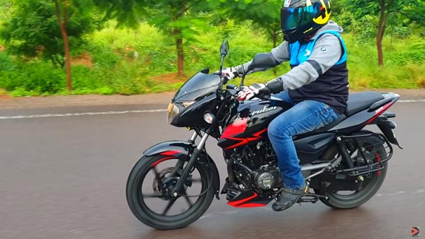 Bajaj Pulsar 125 With Split Seats & Sporty Graphics Arrive At Dealerships: Launch Soon