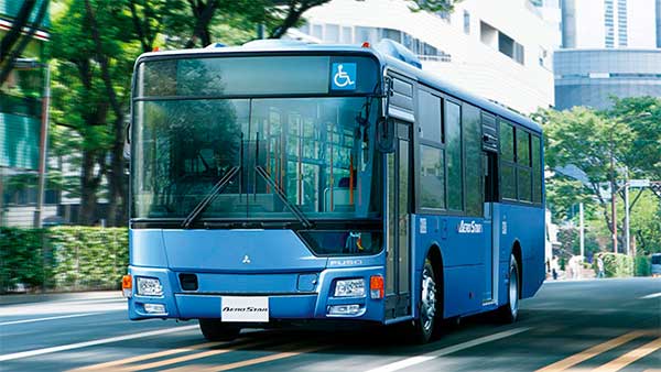 Daimler BS-VI Trucks and Buses Showcased Ahead Of India LaunchNext Year