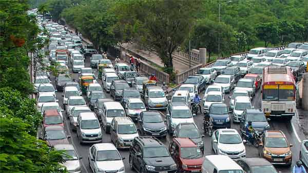 Driver’s License Application Numbers Increase: Transport Department Servers Crash