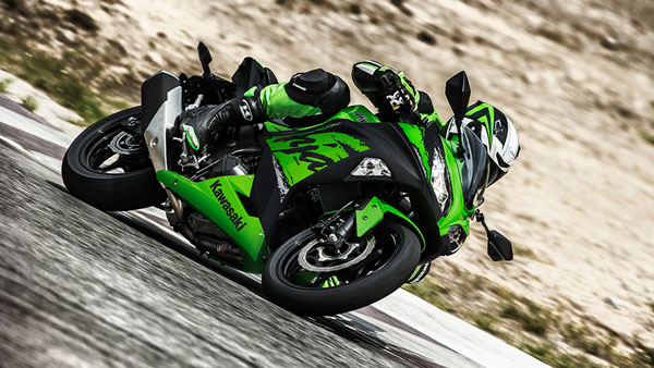 Kawasaki Bike Discounts & Offers For October: Festive Season Benefits Offered On Multiple Models