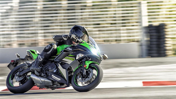 Kawasaki Bike Discounts & Offers For October: Festive Season Benefits Offered On Multiple Models