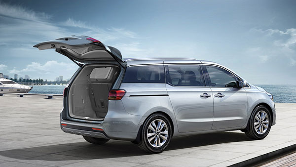 Kia Carnival And QYI Confirmed For 2020 Launch: All Details And Expected Prices