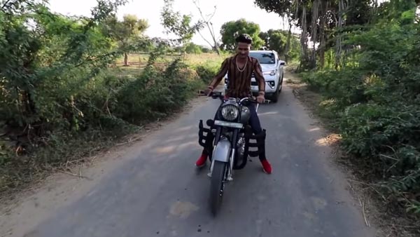 Video: Royal Enfield Classic 350 Towing Toyota Fortuner & Its Effect On The Engine