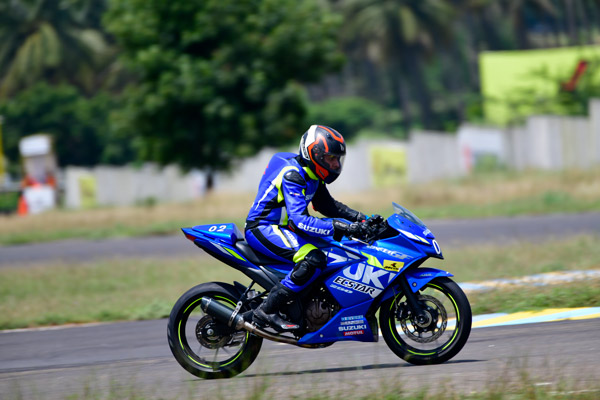Suzuki Gixxer Cup Endurance Race 2019: New 250cc Race Bikes Used For The First Time Suzuki Gixxer Cup Endurance Race 2019: New 250cc Race Bikes Used For The First Time