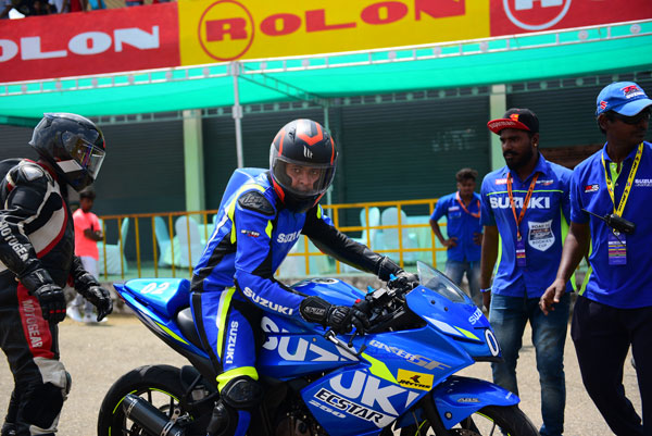 Suzuki Gixxer Cup Endurance Race 2019: New 250cc Race Bikes Used For The First Time Suzuki Gixxer Cup Endurance Race 2019: New 250cc Race Bikes Used For The First Time