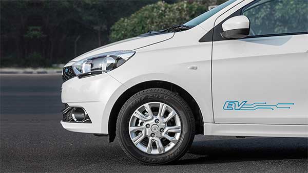Electric Vehicles Are The Solution To India’s Pollution And Safety Problems: Bajaj Auto