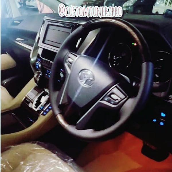 Toyota Vellfire MPV Arrives At Dealerships Ahead Of India Launch: Will Rival The Mercedes-Benz V-Class