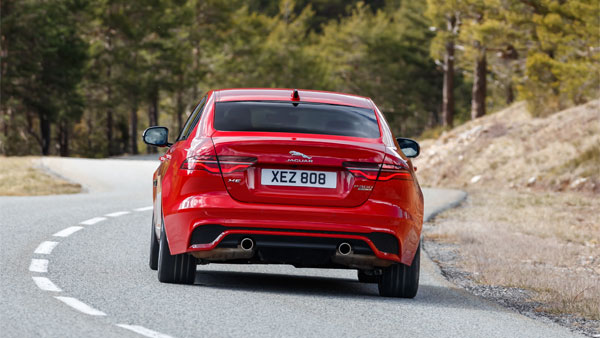 Jaguar XE Facelift Launching In India On 4 December: Details And Expected Price