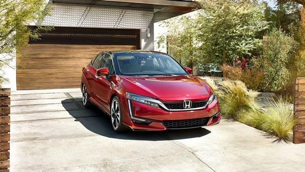 Fuel Cell Electric Vehicles Are The Future Say EV Manufacturers: Tesla Says No