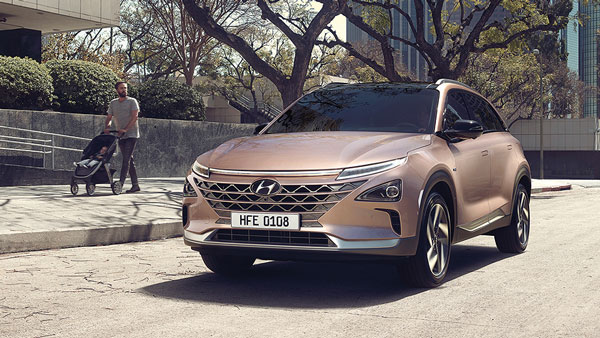 Fuel Cell Electric Vehicles Are The Future Say EV Manufacturers: Tesla Says No