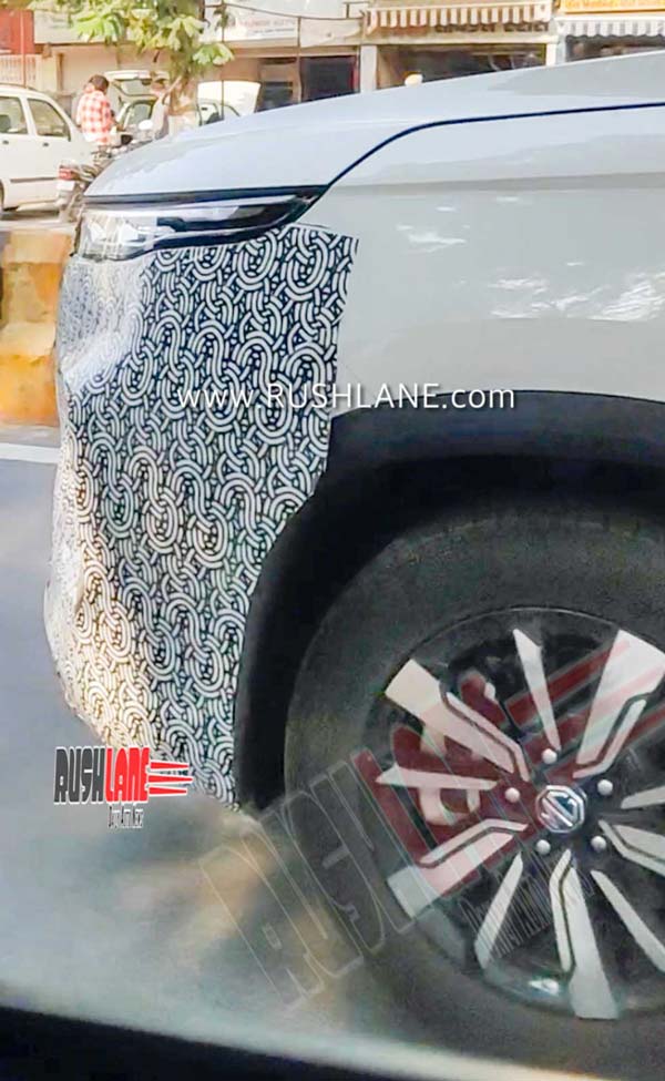 Spy Pics: 2020 MG Hector Spied Testing With An Updated Styling & As A 6-Seater Configuration