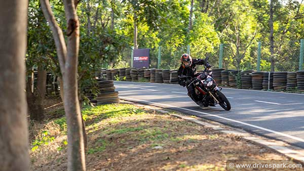 TVS Apache RTR 200 4V BS-6 First Ride Review: Performance, Top Speed, Features & Details