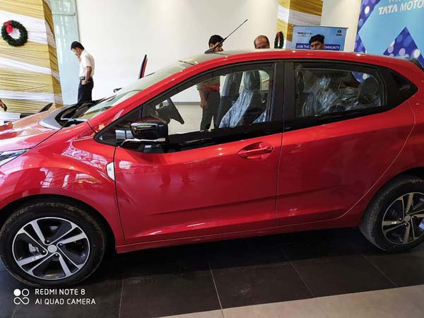 Tata Altroz Dealership Arrival Ahead Of Launch In India: To Rival The Maruti Suzuki Baleno