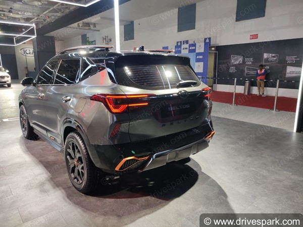 Top Cars From Auto Expo 2020: Top Crowd Pullers At The Expo Including Tata Sierra EV, Kia Sonet, 2020 Hyundai Creta, New Maruti Vitara Brezza & More