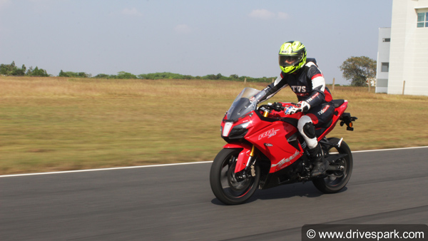TVS Apache RR310 BS6 Review (First Ride): Performance, Riding Impressions, Handling, Features & Other Updates