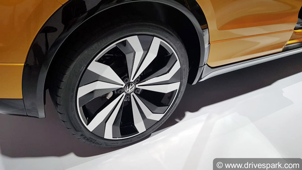 Volkswagen Taigun SUV Unveiled Ahead Of Auto Expo 2020: Will Rival The Kia Seltos & New Hyundai Creta In India Volkswagen Taigun SUV Unveiled Ahead Of Auto Expo 2020: Will Rival The Kia Seltos & New Hyundai Creta In India