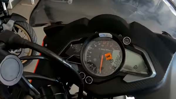 Bajaj Pulsar RS200 BS6 Arrives At Dealerships Ahead Of India Launch