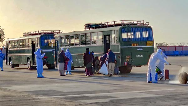 Indian Army Modifies Bus To Carry Coronavirus Patients: Equipped With All Medical Aids & Protection For Driver & Co-Driver As Well
