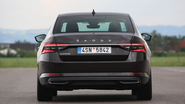 Skoda Superb Facelift India Launch Expected On April 28: Will Rival Toyota Camry