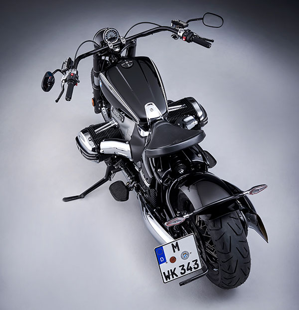 BMW R 18 Cruiser Motorcycle Unveiled: Will Rival The Harley-Davidson Softail Deluxe
