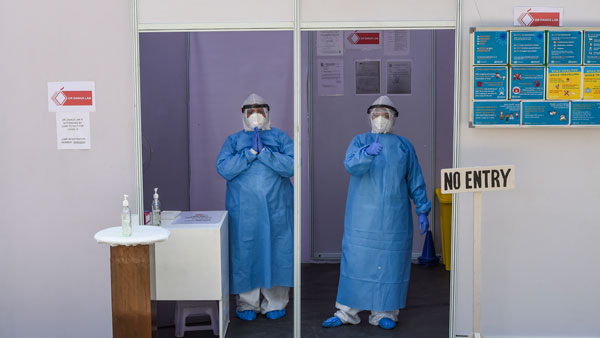 Mumbai Gets Three Drive-Through Testing Facility For COVID-19 Patients 