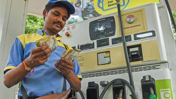 Fuel Demand In India Decreases By 50 Percent During April: LPG Consumption Increase