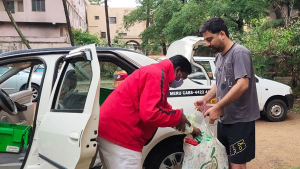 Meru Cabs & Flipkart Partnership To Help Deliver Essential Items To People: Promote Social Distancing As Well