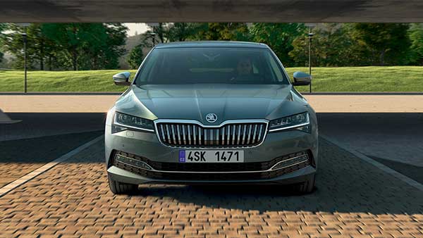 2020 Skoda Superb Facelift Bookings Open: Official Launch & Deliveries To Begin Post Lockdown Period
