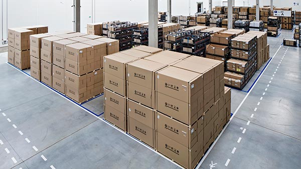 Skoda Parts Center Continues To Operate Three Shifts During Covid-19 Pandemic