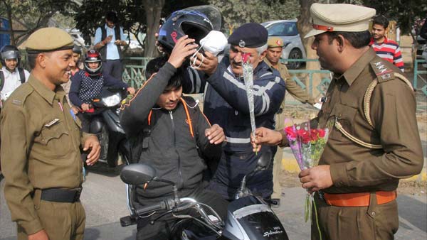 Tamil Nadu Police Cracks Down On Curfew Violators: Seizes Over 2.11 Lakh Vehicles