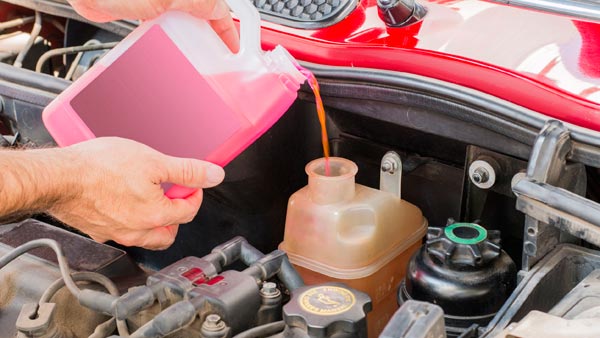 Car Maintenance Tips During Lockdown: Ways To Keep Car Clean, Running Smoothly & In Good Condition