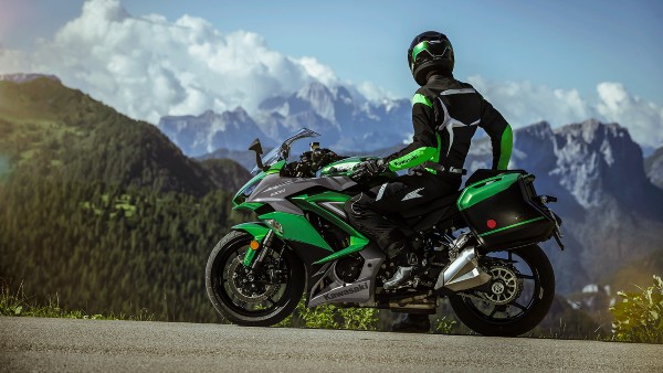 Kawasaki Ninja 1000 & Z900 BS6 Bookings Open: Deliveries To Start Soon Kawasaki Ninja 1000 & Z900 BS6 Bookings Open: Deliveries To Start Soon