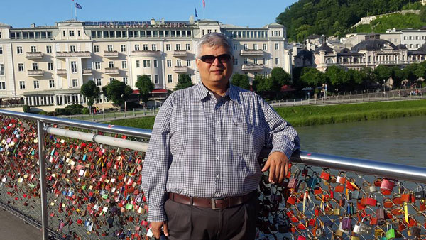 Mahindra & Mahindra Chief Marketing Officer Vivek Nayer Resigns: Part Of Mahindra Group Corporate Brand For 15 Years