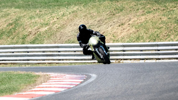 Aston Martin Brough Superior AMB 001 Begins Track Testing: Details Aston Martin Brough Superior AMB 001 Begins Track Testing: Details