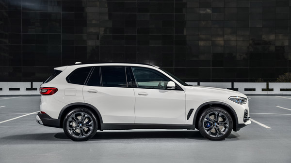 New BMW X5 SportX Variant Launched In India At Rs 74.90 Lakh: New Entry-Level Trim Replacing The ‘xDrive 30d Sport’ Variant 