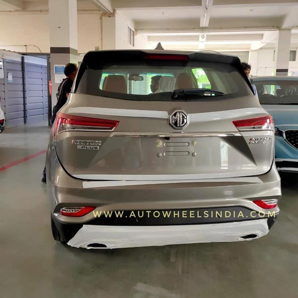 MG Hector Plus Arrives At Dealerships Ahead Of India Launch: Specs, Features & Other Details