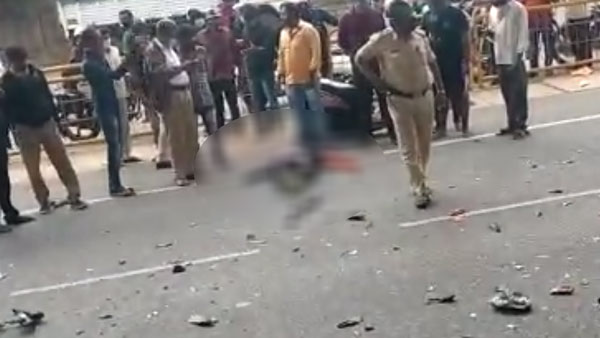 Bike Accident In Bangalore Video: Three Men Killed In Jakkur While Trying To Perform Bike Stunts On Airport Road In The Early Hours Of Sunday Bike Accident In Bangalore Video: Three Men Killed In Jakkur While Trying To Perform Bike Stunts On Airport Road In The Early Hours Of Sunday