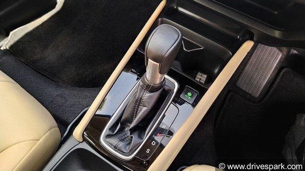 New (2020) Honda City: Top Speed, Acceleration, Specs, Dimensions, Boot Space, Mileage, Colours, Bookings, Deliveries & All Other Details