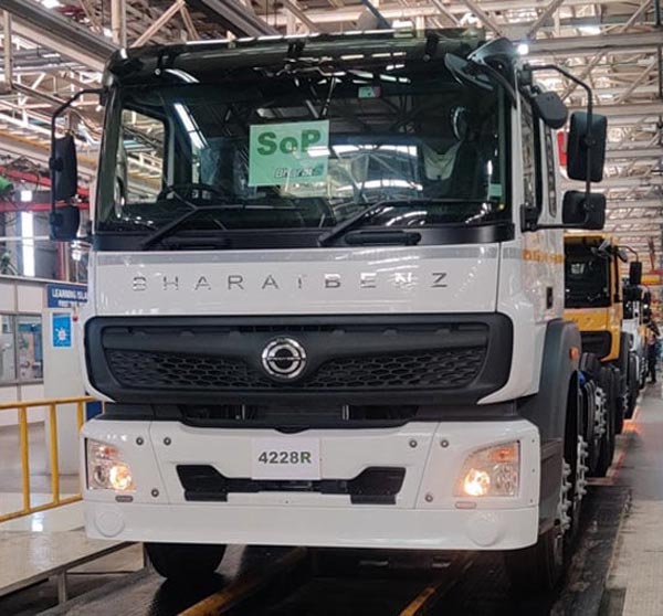 Daimler India Commercial Vehicles Rolls Out 1000th Unit From Oragadam Facility