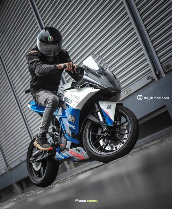 KTM RC 200 Modified With Parts From Autologue Design: Wrapped By Zed One