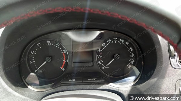 Skoda Rapid To Get Android Touchscreen From The Dealership Itself: Read More To Find Out