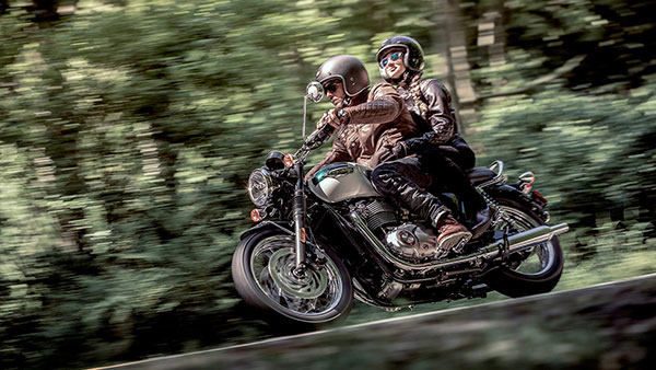 Triumph Bonneville Offered With Free Accessories For Limited Time: Details