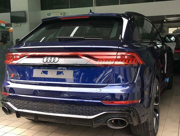 udi RS Q8 Arrives At Dealership Ahead Of India Launch On August 27