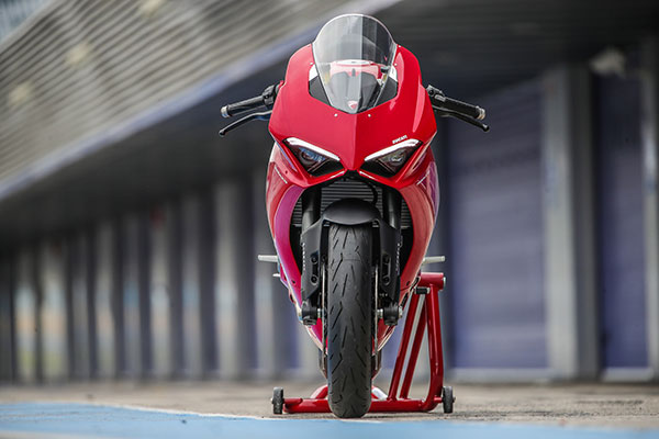 Ducati Panigale V2 Launched In India At Rs 16.99 Lakh: Specs, Features, Bookings & All Other Details