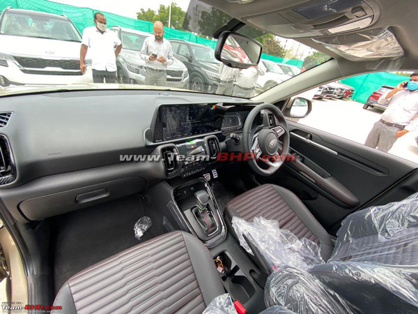 Kia Sonet Arrives At Dealerships Ahead Of India Launch: Specs, Features & Other Details