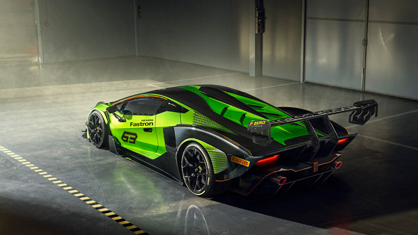 Lamborghini Essenza SCV12 Unveiled: Extremely Fast, Extremely Furious